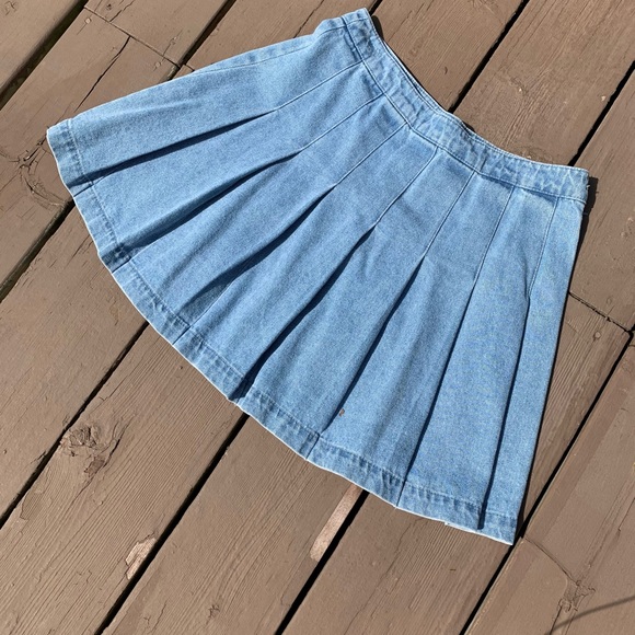 Forever 21 Dresses & Skirts - Pleated Denim Mini Kilt